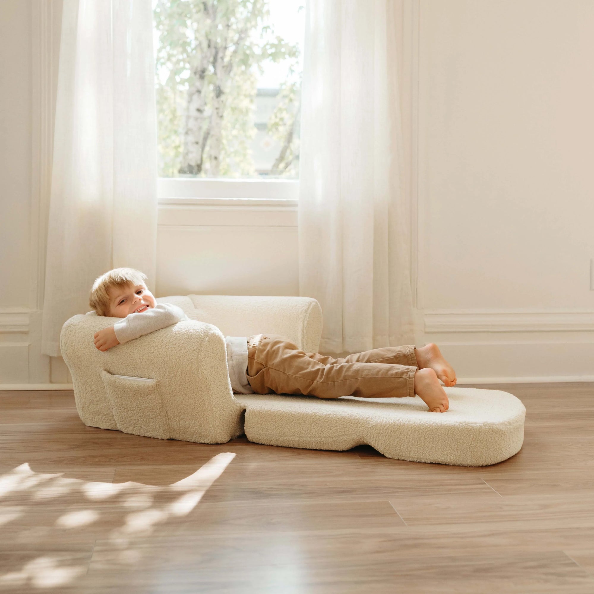 Tiny Land® Afternoon Couch —— Cream Kids Chair