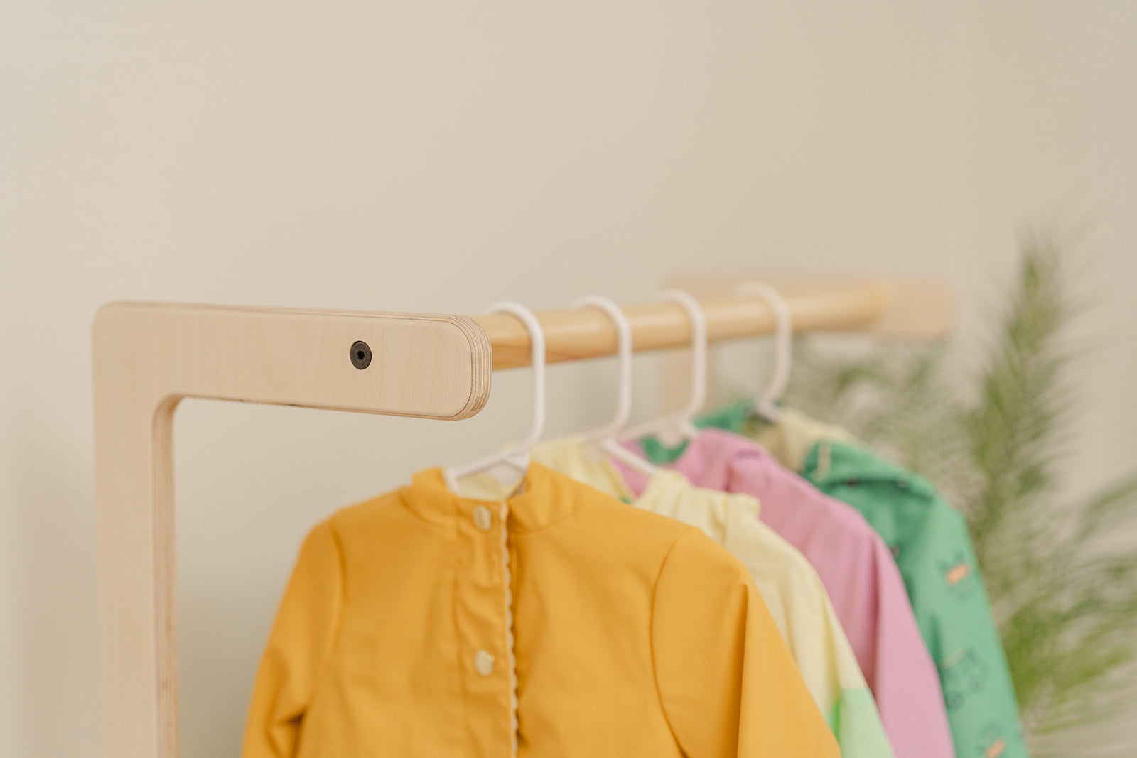 Aesthetic Sturdy Kid's Clothing Rack