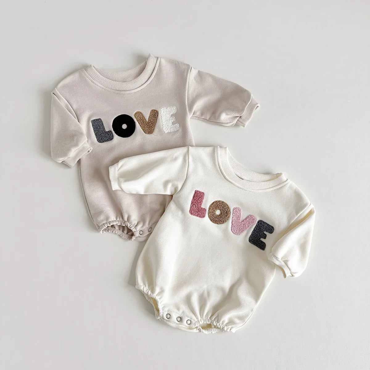 Sweatshirt with Romper Closure "Love" Multivariant